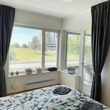 Papli Seaview Apartament Parnawa